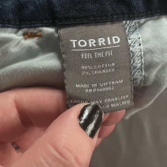 Torrid 26r Midrise slim boot - Picture 3 of 5